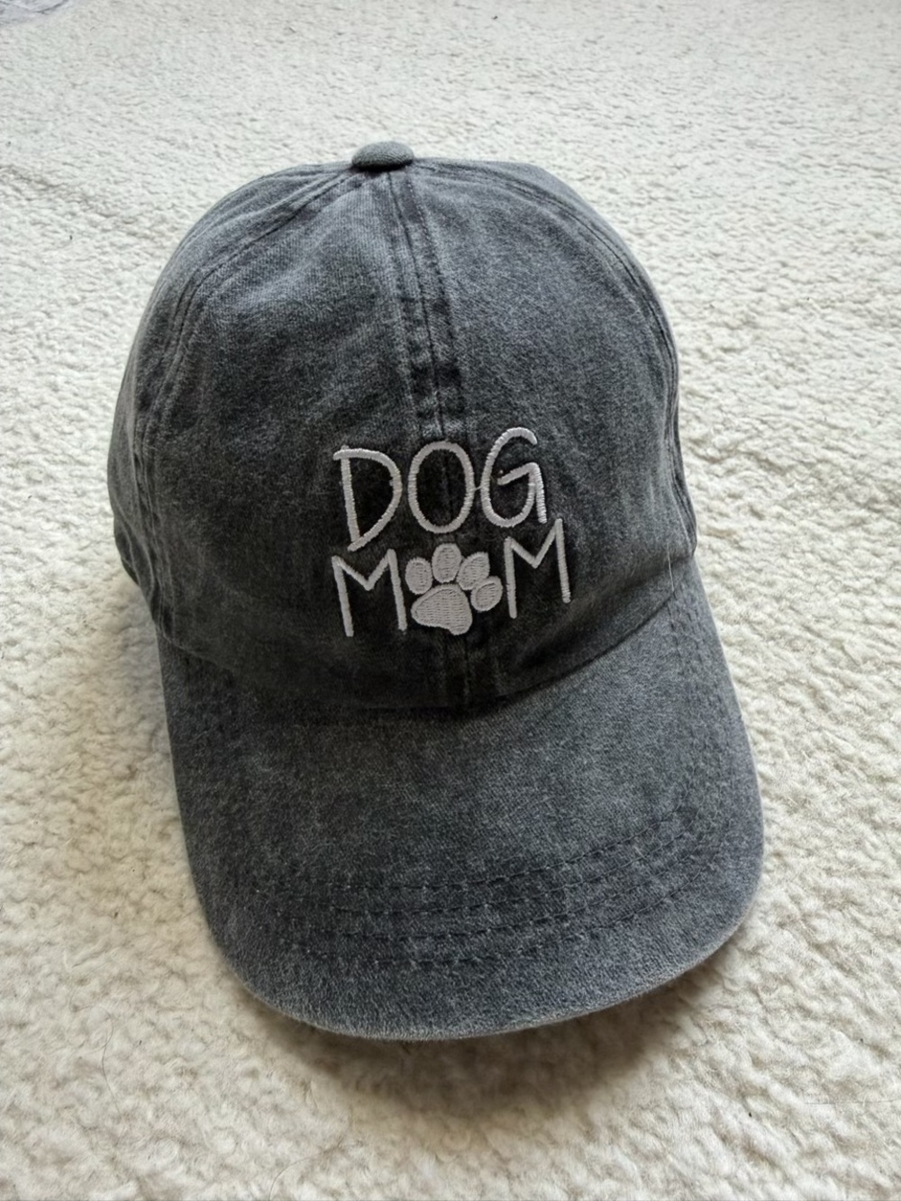 Dog Mom Embroidered Baseball Cap - Gray Hat